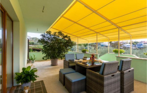 Gorgeous Apartment In Nenadici With Wifi